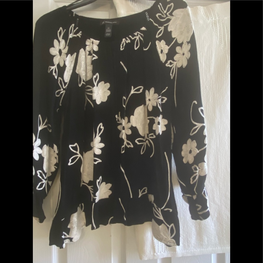 INC 100% Rayon Black and White blouse